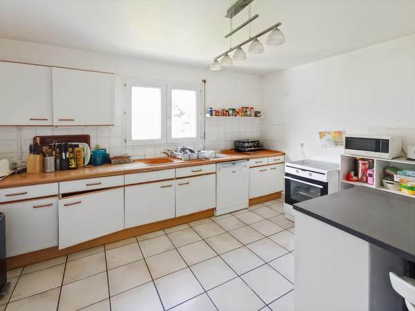 Maison
         7 pièces
        - 158 m² Bien prestige 447 000 € *