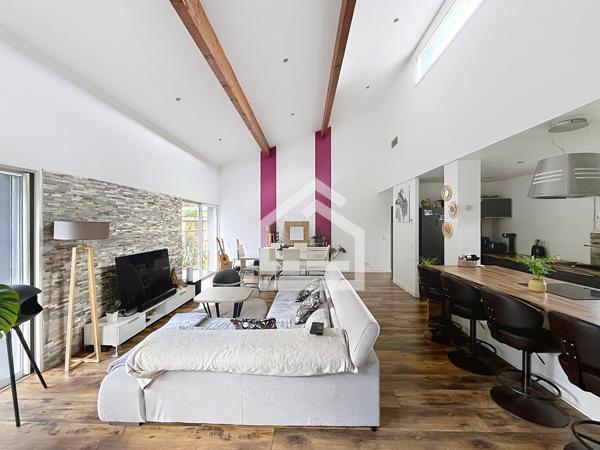Maison 4 pièce(s) 3 chambre(s) 128 m²