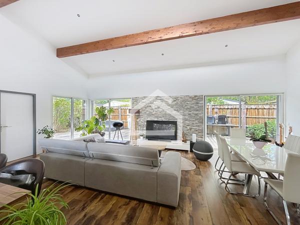 Maison 4 pièce(s) 3 chambre(s) 128 m²