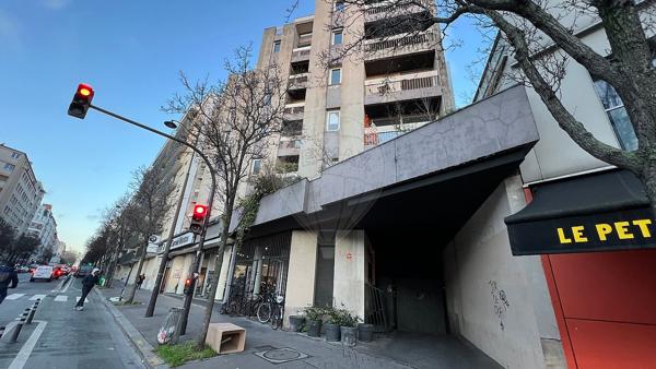 Stationnement  en vente - Hôpital-Saint-Louis