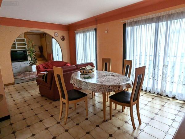 Maison à vendre à Rachecourt-sur-Marne en Haute-Marne (52170), ref : JO/928