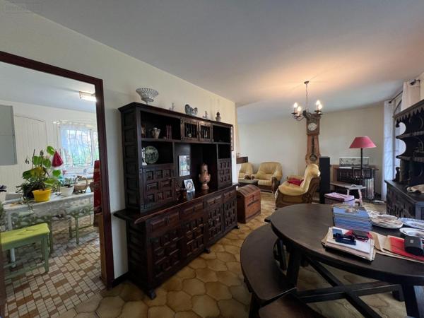 Maison à vendre à Martignas-sur-Jalle en Gironde (33127), ref : 33145/MAIS/1841