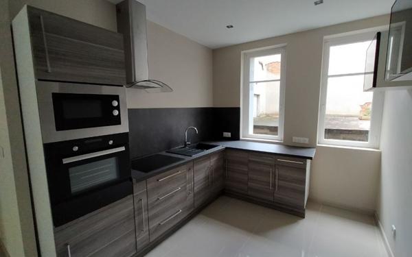 Appartement à louer    3 pièces • 80 m2 Montauban