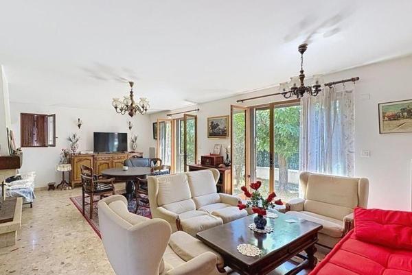 Villa plain pied 3 chambres garage et jardin