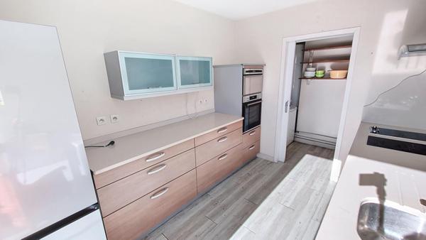 Espace Méditerranée Perpignan -- Appartement  110 m2 avec terrasse  -- Dernier étage avec ascenseur