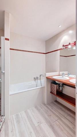 Espace Méditerranée Perpignan -- Appartement  110 m2 avec terrasse  -- Dernier étage avec ascenseur