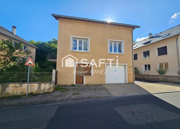 Immeuble de 213m² à Saint-Chély-d'Apcher (48200)