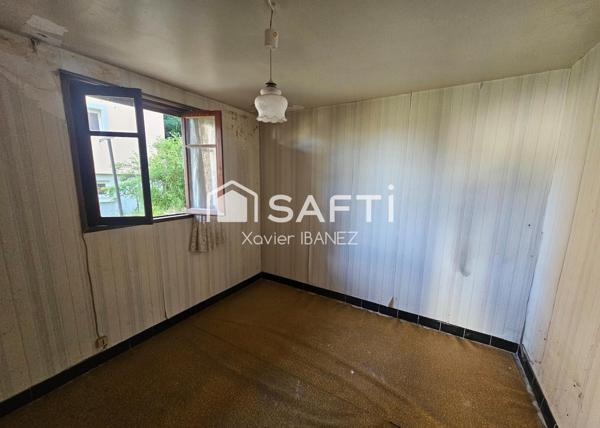 Immeuble de 213m² à Saint-Chély-d'Apcher (48200)