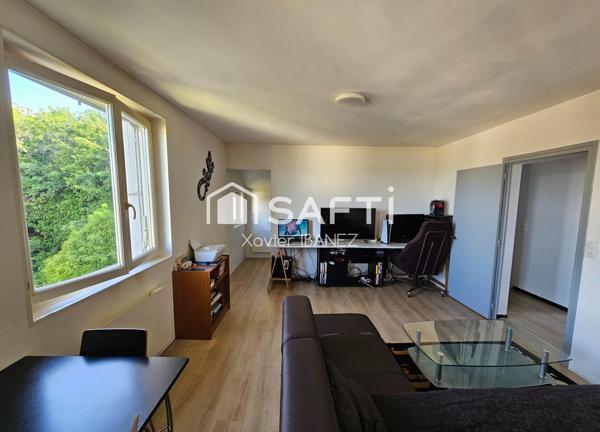 Immeuble de 213m² à Saint-Chély-d'Apcher (48200)