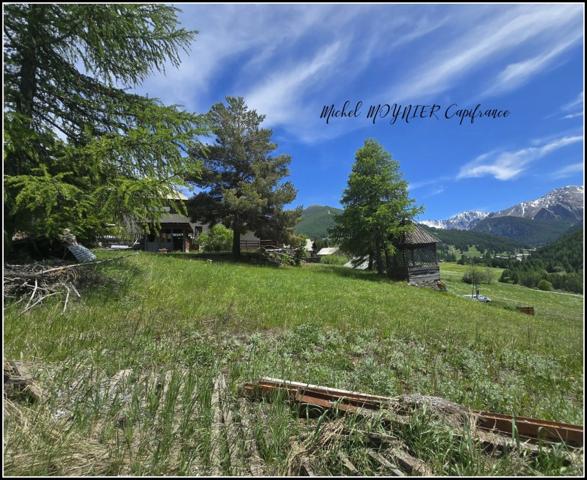 Terrain à bâtir à Molines-en-Queyras (05) – 1 186 m² avec vue dominante