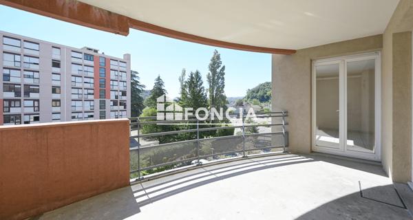 À vendre Appartement 3 pièces 72 m² - Bourgoin-jallieu 38300