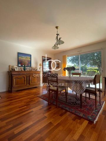 SAINT AVE Maison 7 pièces 147 m²
