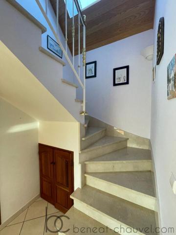 SAINT AVE Maison 7 pièces 147 m²