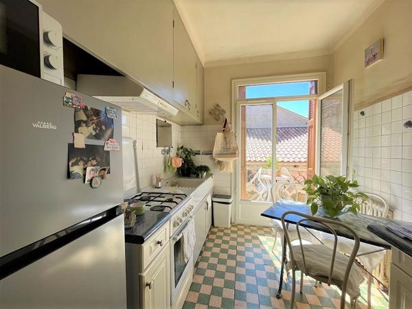 Maison
         3 pièces
        - 70 m² 219 000 € *