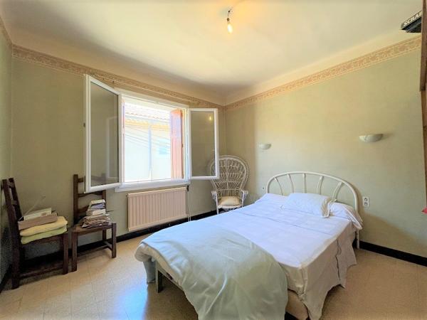 Maison
         3 pièces
        - 70 m² 219 000 € *