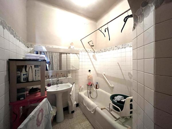 Maison
         3 pièces
        - 70 m² 219 000 € *