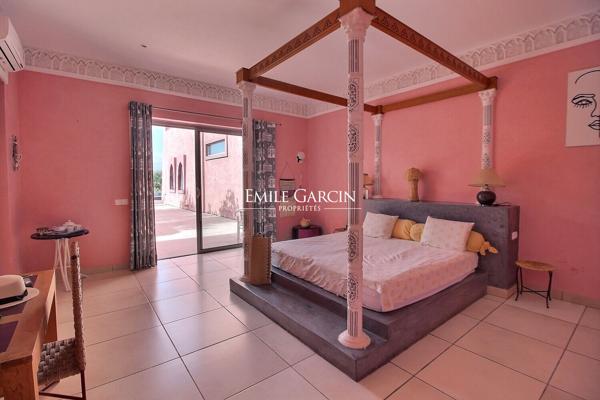 À vendre maison à 30 minutes du centre-ville de Marrakech
