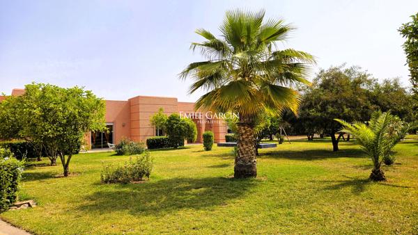 À vendre maison à 30 minutes du centre-ville de Marrakech