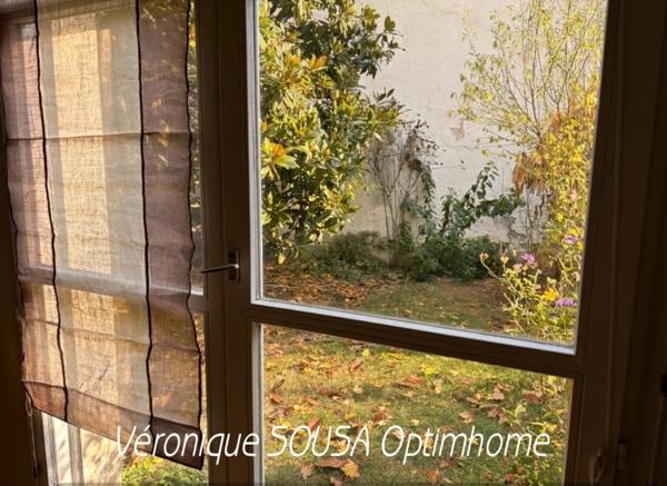 SAINT-GERMAIN-EN-LAYE – UN APPARTEMENT AU CALME, À DEUX PAS DE LA PLACE DU MARCHE