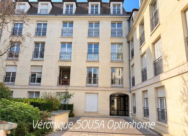 SAINT-GERMAIN-EN-LAYE – UN APPARTEMENT AU CALME, À DEUX PAS DE LA PLACE DU MARCHE