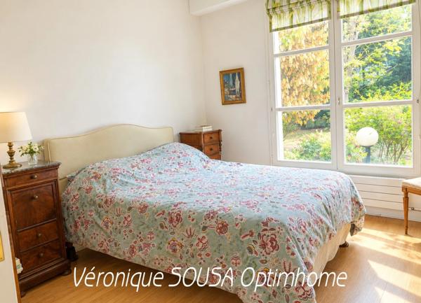 SAINT-GERMAIN-EN-LAYE – UN APPARTEMENT AU CALME, À DEUX PAS DE LA PLACE DU MARCHE