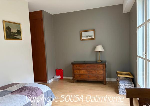 SAINT-GERMAIN-EN-LAYE – UN APPARTEMENT AU CALME, À DEUX PAS DE LA PLACE DU MARCHE