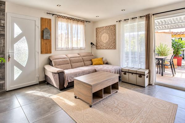 MARIGNANE - MAISON DE 101M² AVEC T2 INDÉPENDANT DE 35M2 LOUÉ, JARDIN, CUISINE D'ÉTÉ ET GARAGE !