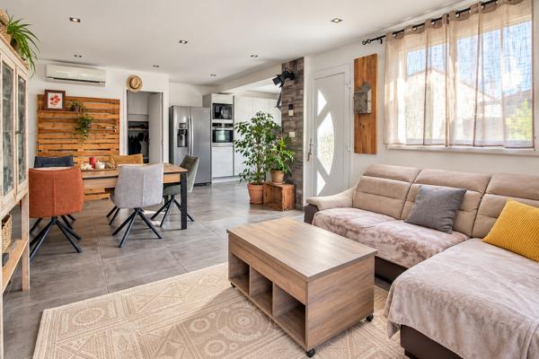 MARIGNANE - MAISON DE 101M² AVEC T2 INDÉPENDANT DE 35M2 LOUÉ, JARDIN, CUISINE D'ÉTÉ ET GARAGE !