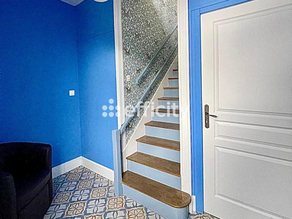 Maison 7 pièces - 220 m²