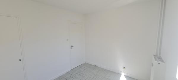 Vienne (38200) APPARTEMENT T3 VIENNE 2ème étage avenue Général Leclerc