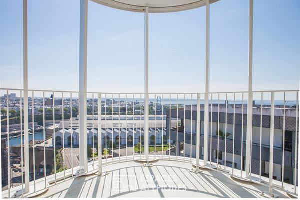 Appartement contemporain vue mer