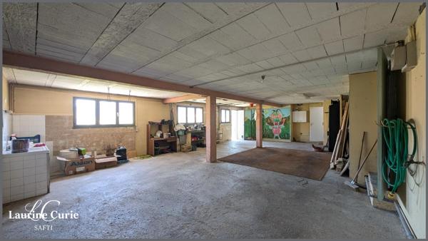Maison T6 de 160m² avec plus de 120m² de sous-sol
