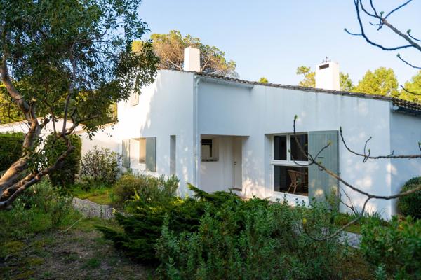 Île de Ré – Les Portes-en-Ré - Propriété d’exception au cœur de la pinède, à deux pas de l’océan