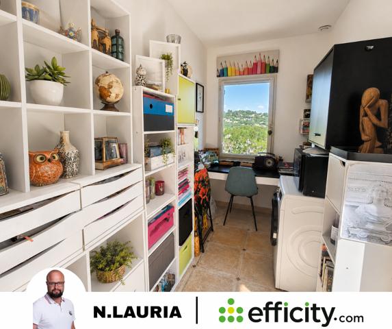 Maison
         5 pièces
        - 147 m² 467 000 € *