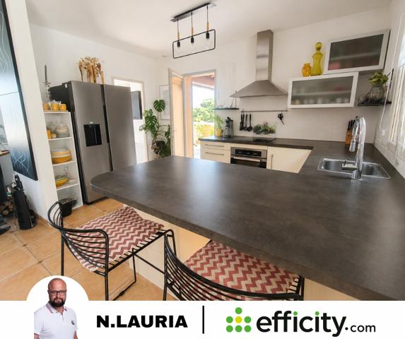 Maison
         5 pièces
        - 147 m² 467 000 € *