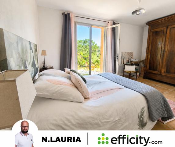 Maison
         5 pièces
        - 147 m² 467 000 € *