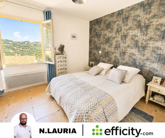Maison
         5 pièces
        - 147 m² 467 000 € *