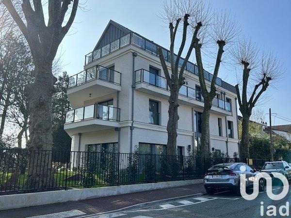 Appartement 3 pièces de 81 m² à Saint-Maur-des-Fossés (94210)