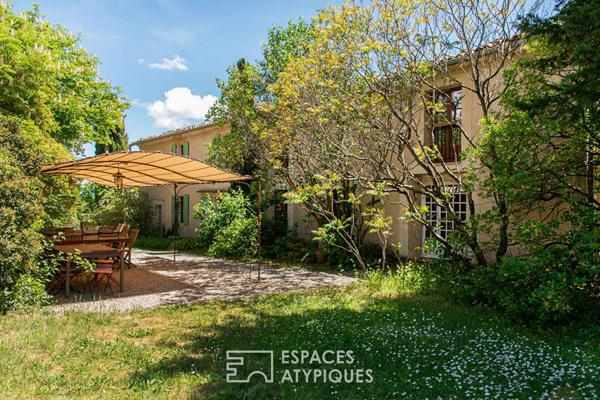 Entre nature et lumière, une bastide du XVIIIe siècle au pied de la montagne de Lure