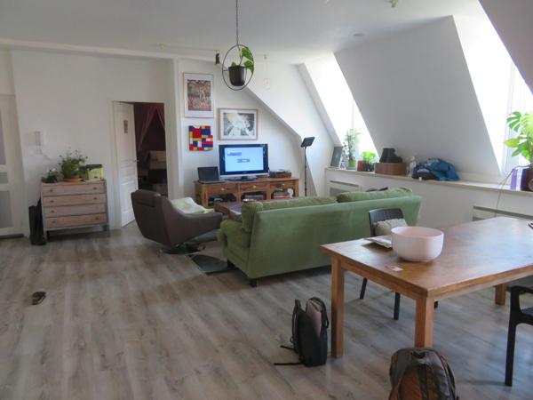 appartement sous combles au 3ème étage