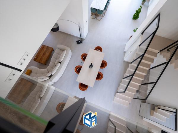 Exceptionnelle grange rénovée de 300 m² – Prestations haut de gamme