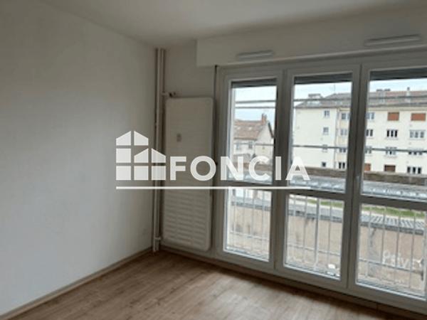 Location Studio 27 m² - 43 RUE DE SAURUPT Nancy 54000