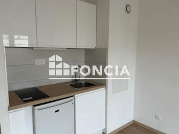 Location Studio 27 m² - 43 RUE DE SAURUPT Nancy 54000