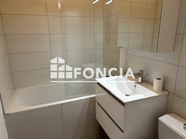 Location Studio 27 m² - 43 RUE DE SAURUPT Nancy 54000