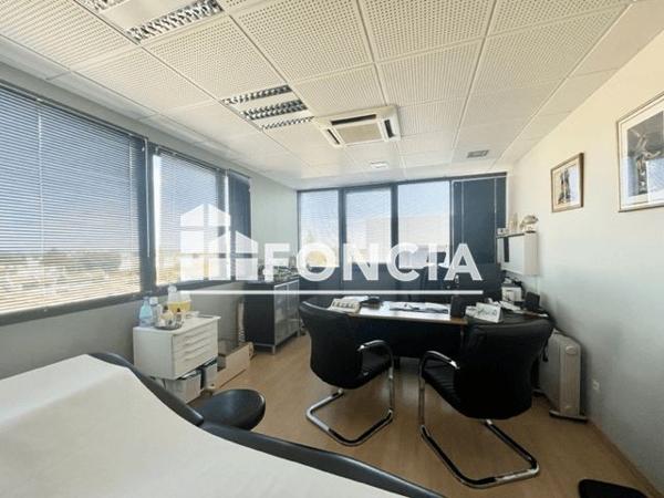 À vendre Local commercial 147.96 m² - Béziers 34500