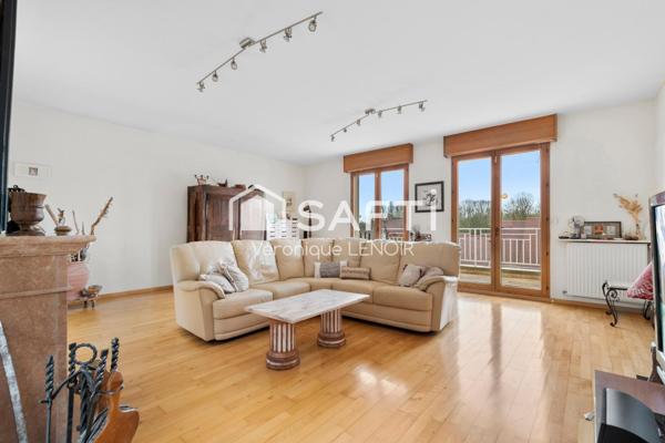 Le Mesnil Le Roi - Maison familiale 6P de 238m2 sur un terrain de 1273m2