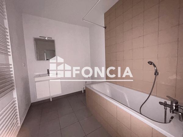 Location Appartement 3 pièces 64.98 m² - 14 RUE DE LA PAIX Saint Louis 68300