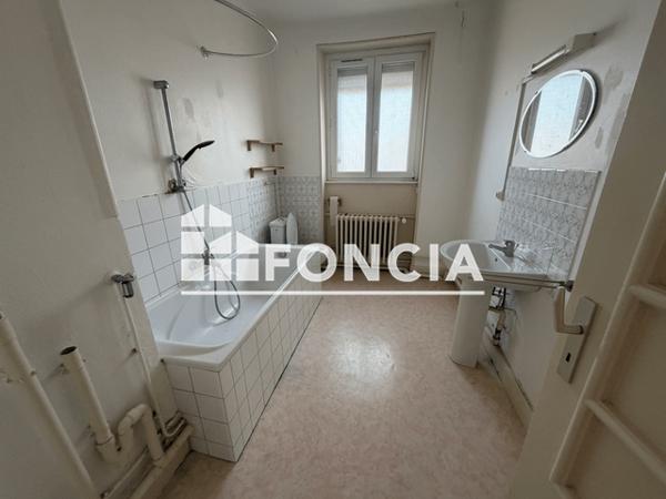 Location Appartement 3 pièces 75.31 m² - 11 RUE EDOUARD BENES Colmar 68000