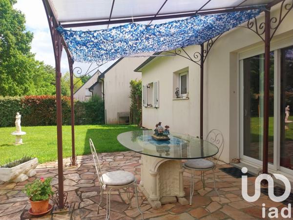 Maison 5 pièces de 116 m² à Fougères (35300)