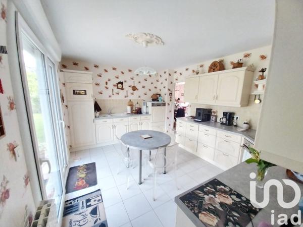 Maison 5 pièces de 116 m² à Fougères (35300)